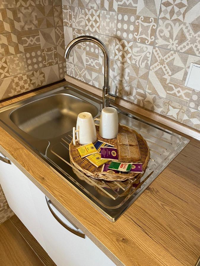 Viriamo House Roma Apartment Ачилия Екстериор снимка