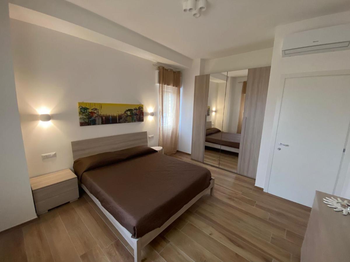 Viriamo House Roma Apartment Ачилия Екстериор снимка