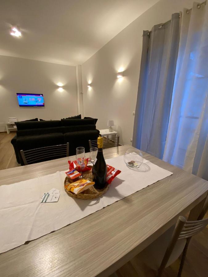 Viriamo House Roma Apartment Ачилия Екстериор снимка