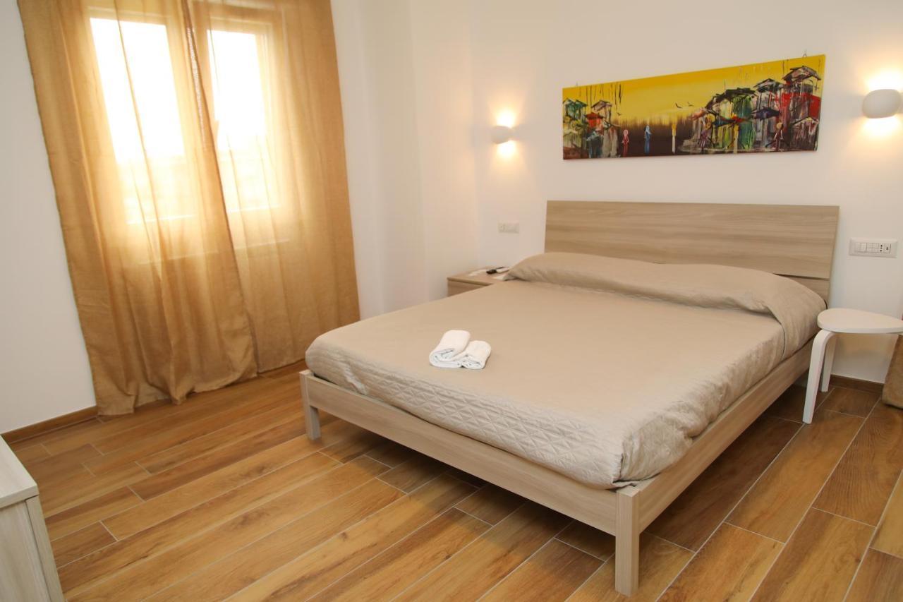 Viriamo House Roma Apartment Ачилия Екстериор снимка